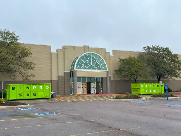 Mankato Riverhills Mall 30 yard dumpsters 